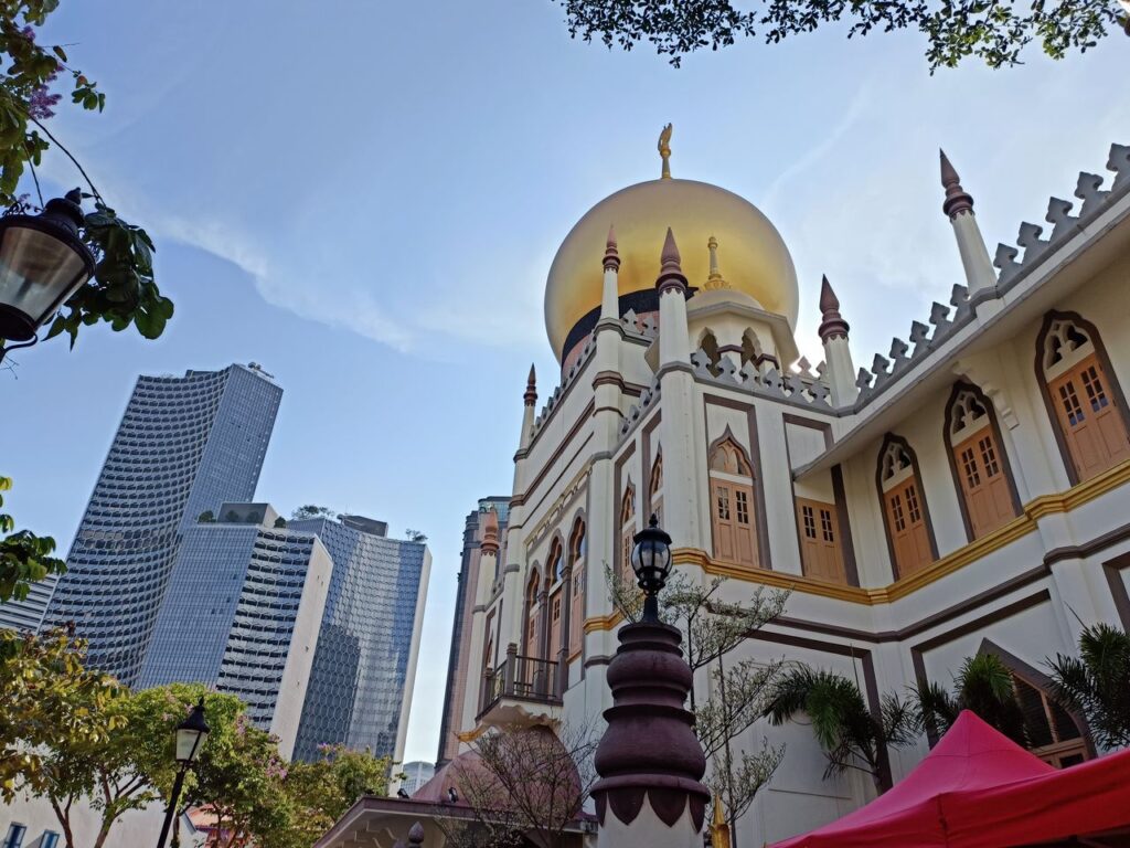 free attractions in singapore