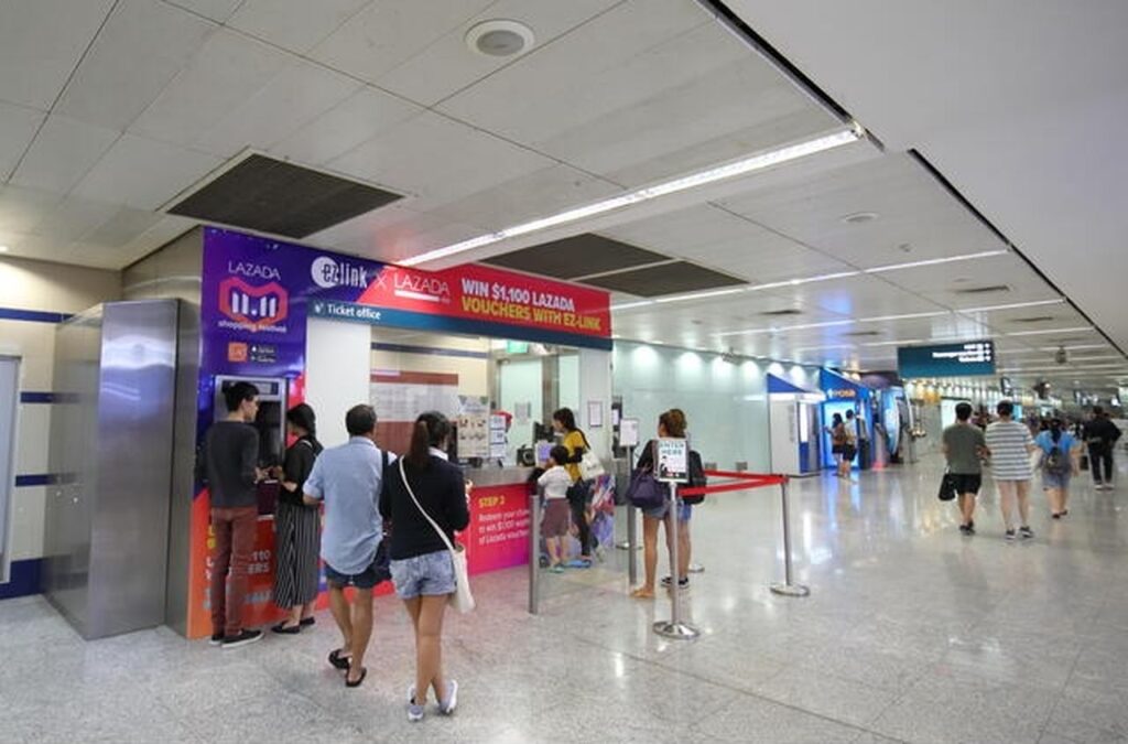 singapore mrt tourist tickets